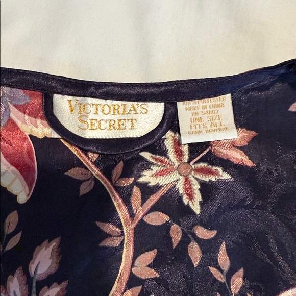 Victoria's Secret Gold Label Kimono Robe Purple Jacquard Floral Belted One Size - Picture 7 of 7